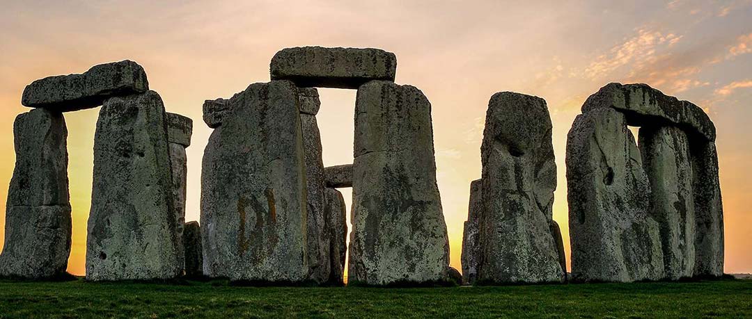 Stonehenge circle pink sky