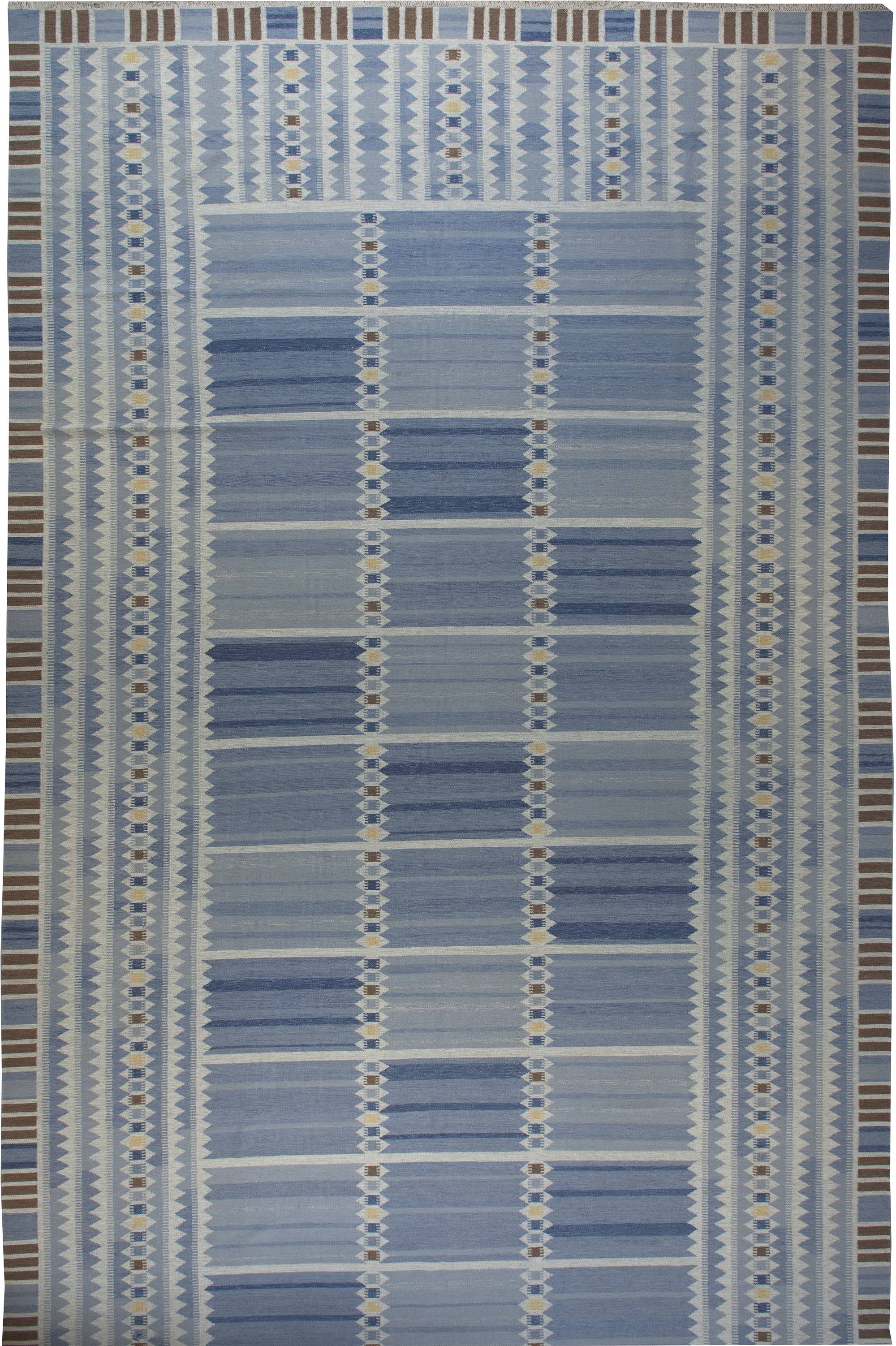 https://www.dorisleslieblau.com/images/oversized-rugs-modern-carpets-swedish-flat-modern-wool-30x15-n11234.jpg