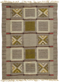 Semi Antique Rug