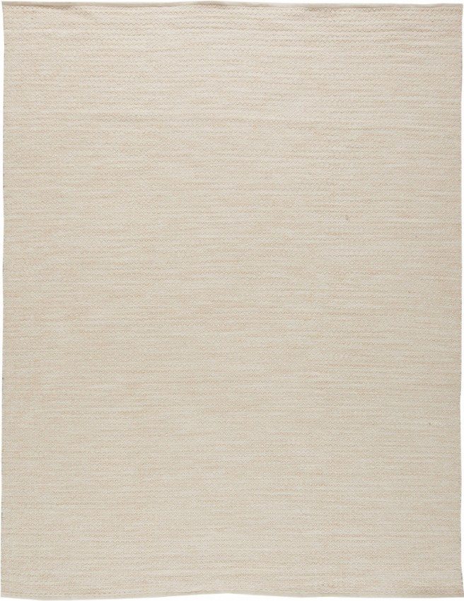 white rug