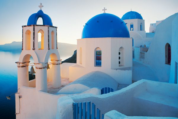 Greek-House-White-Blue-_honeysucklelife