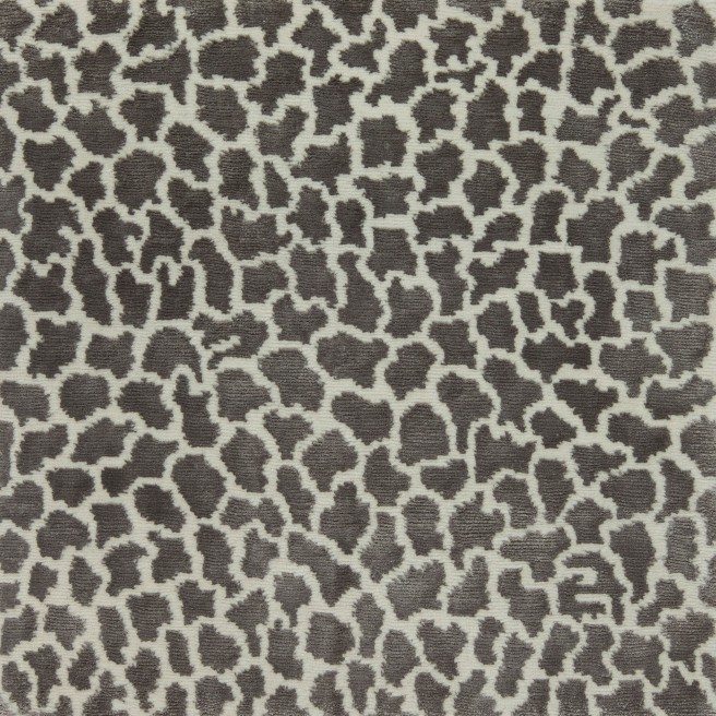 S10118-wool-silk-hand-knotted-animal-grey-ivory-dlb