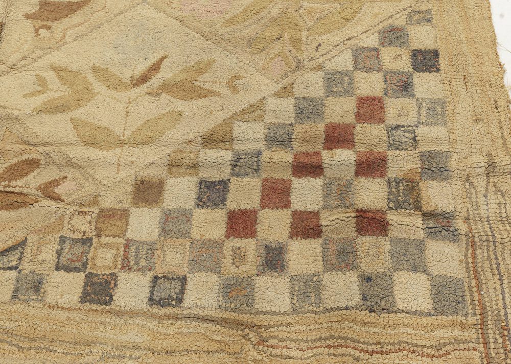 Mid-20th century Botanic Motifs on Checkered Beige Background Hooked Wool Rug BB3025