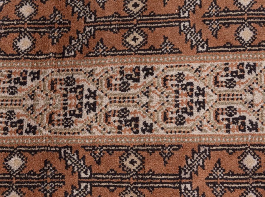 Fine Antique Indian Agra Handmade Wool Rug BB5537