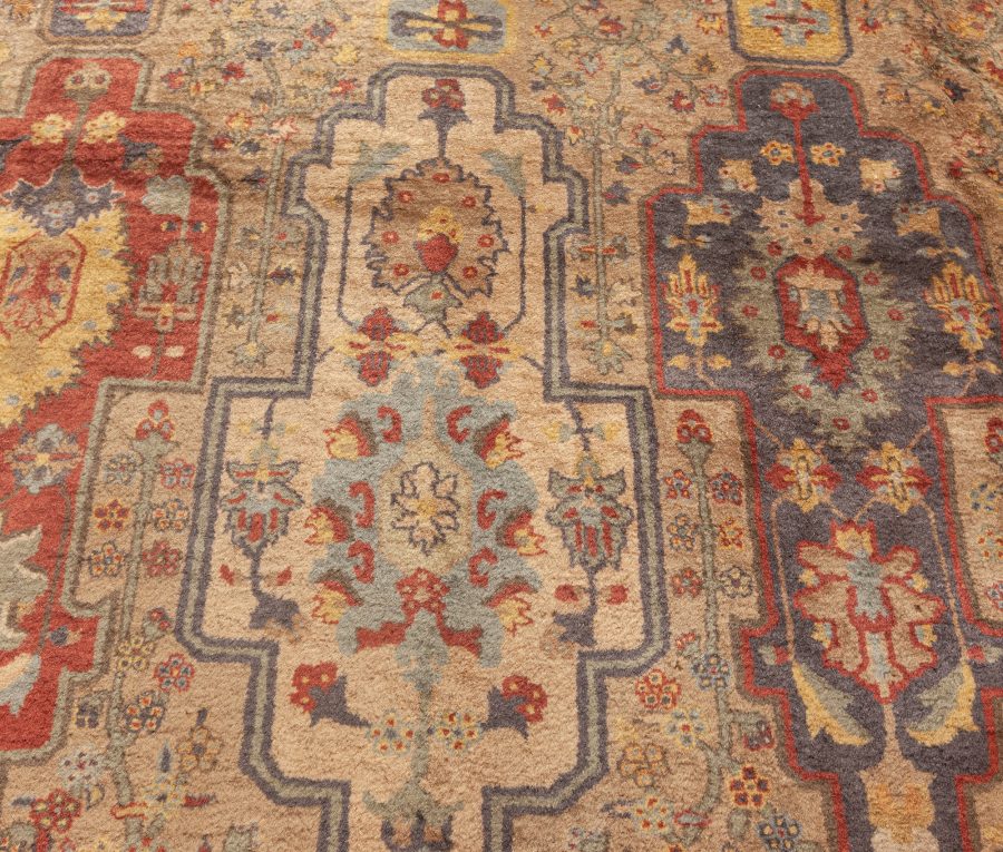 Early 20th Century Colorful Indian Handmade Wool Carpet BB5601