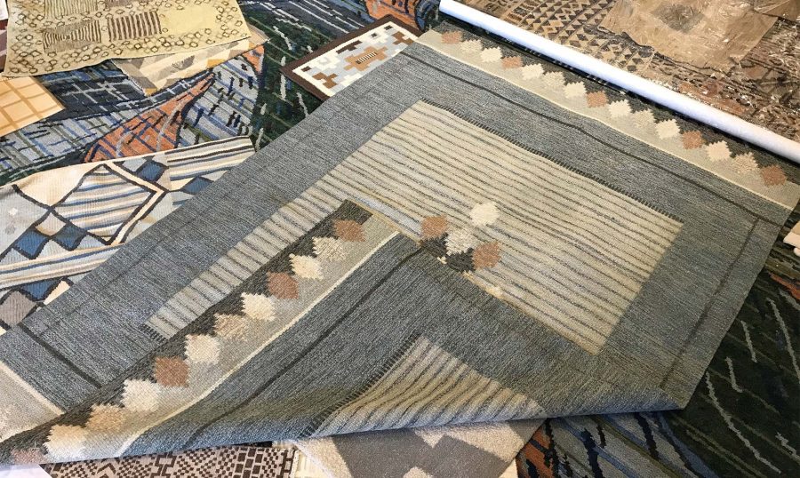 Vintage Swedish Flat-Weave Wool Rug Signed by Ingegerd Silow BB5615