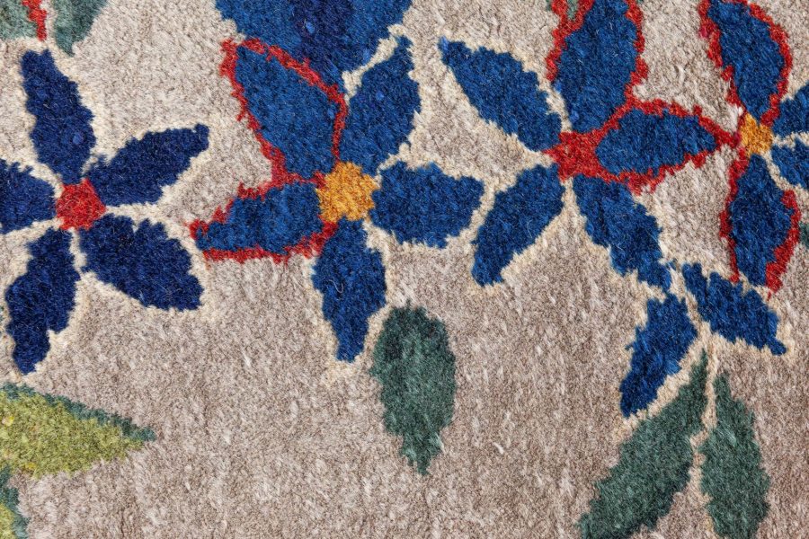 Mid-20th century Art Deco Chinese Green and Red Hand Knotted Wool Rug BB6237