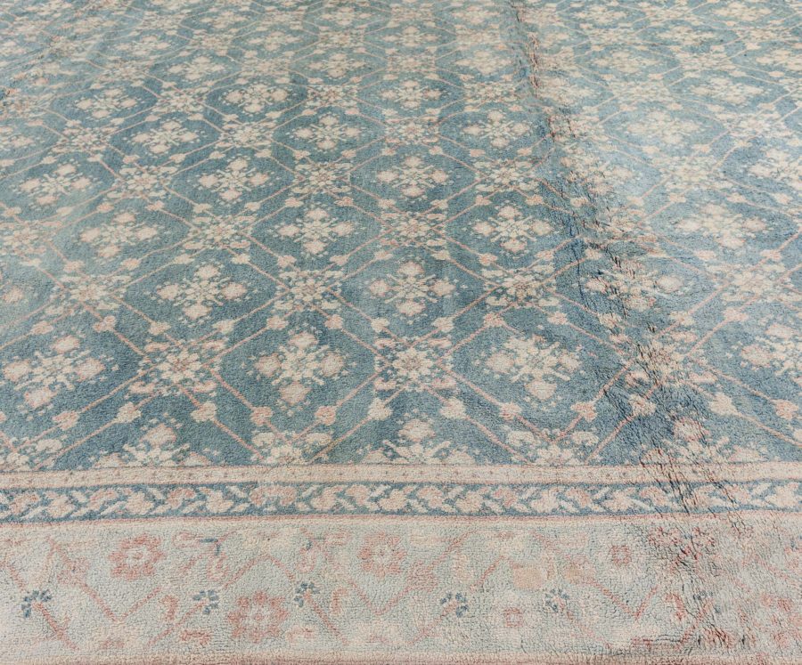 Oversized Vintage Indian Agra Handmade Wool Carpet BB7748