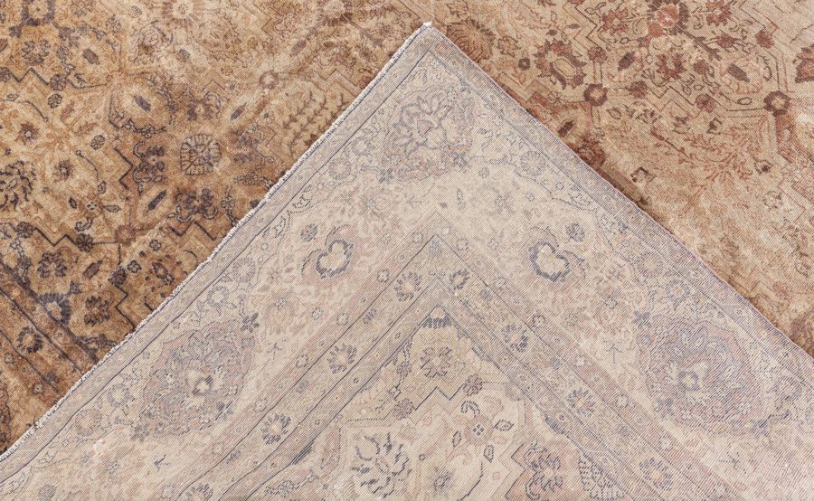 Fine Antique Turkish Sivas Handmade Wool Rug BB8443