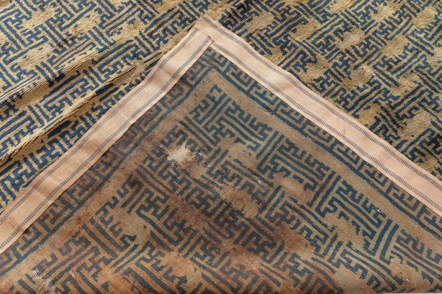 One-of-a-Kind Vintage Chinese Carpet BB8469