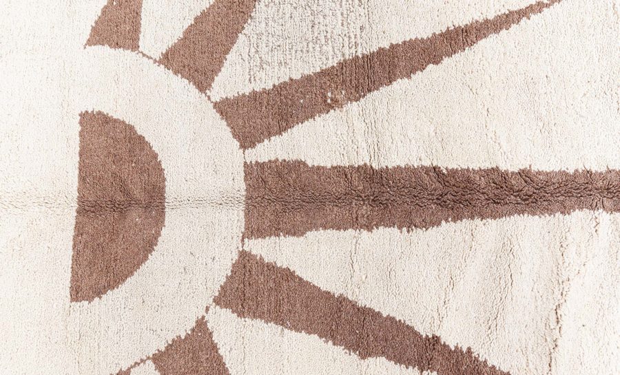 Mid-20th Century Moroccan Art Deco Design Natural Undyed Wool Rug BB8471