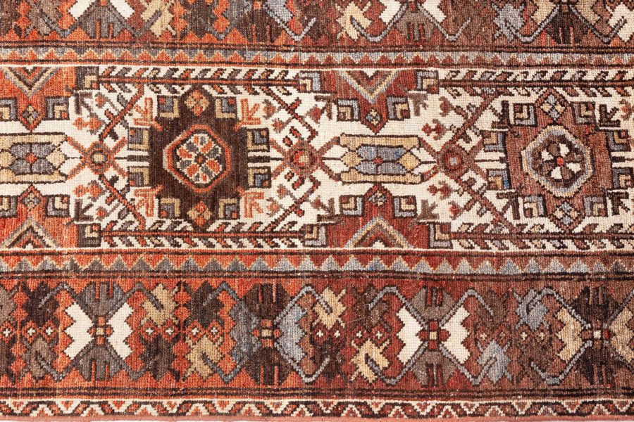 Authentic Persian Bakhtiari Handmade Wool Rug BB8568