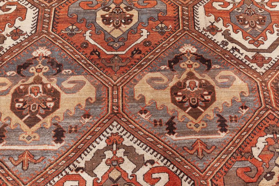 Authentic Persian Bakhtiari Handmade Wool Rug BB8568