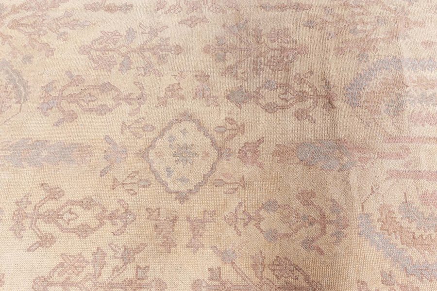 Fine Antique Oushak Rug BB8594