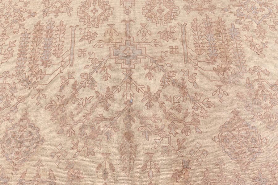 Fine Antique Oushak Rug BB8594