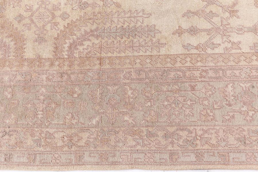 Fine Antique Oushak Rug BB8594
