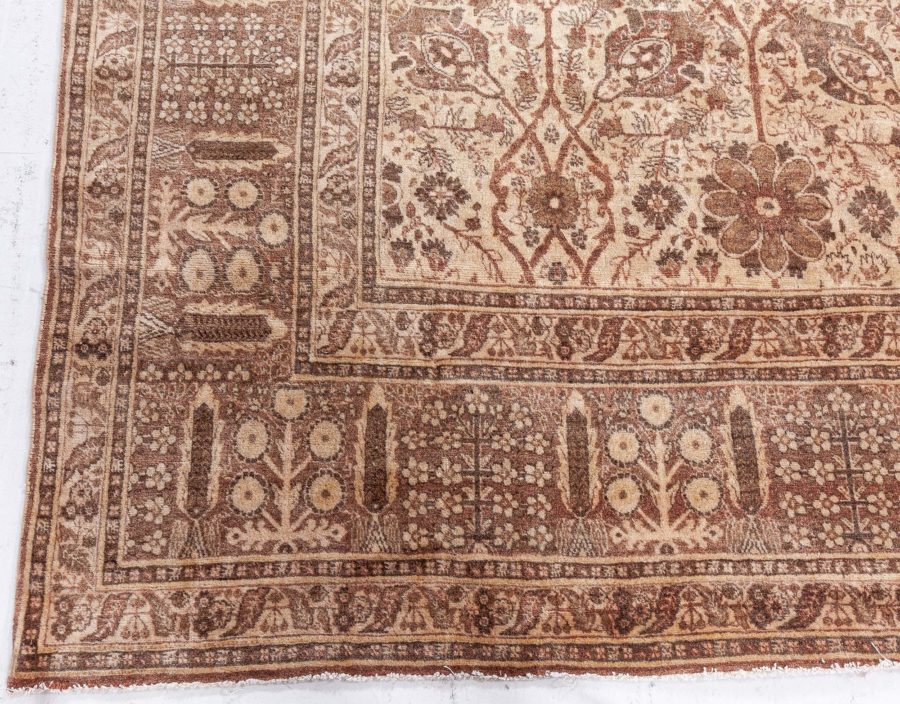 Early 20th Century Persian Tabriz Handwoven Wool Rug in Caramel & Salmon Shades BB8605