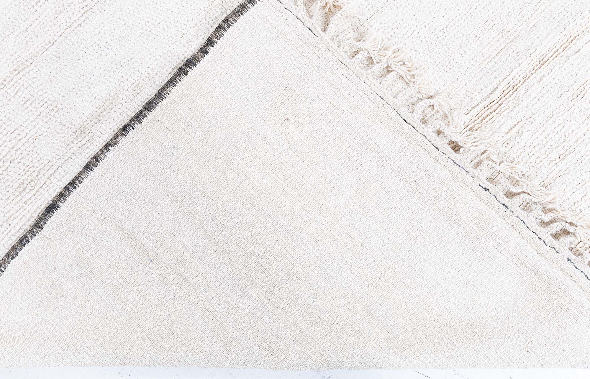 Vintage Moroccan Abstract Cream Hand-Knotted Wool Rug BB8973 Vintage Moroccan Abstract Cream Hand-Knotted Wool Rug BB8973