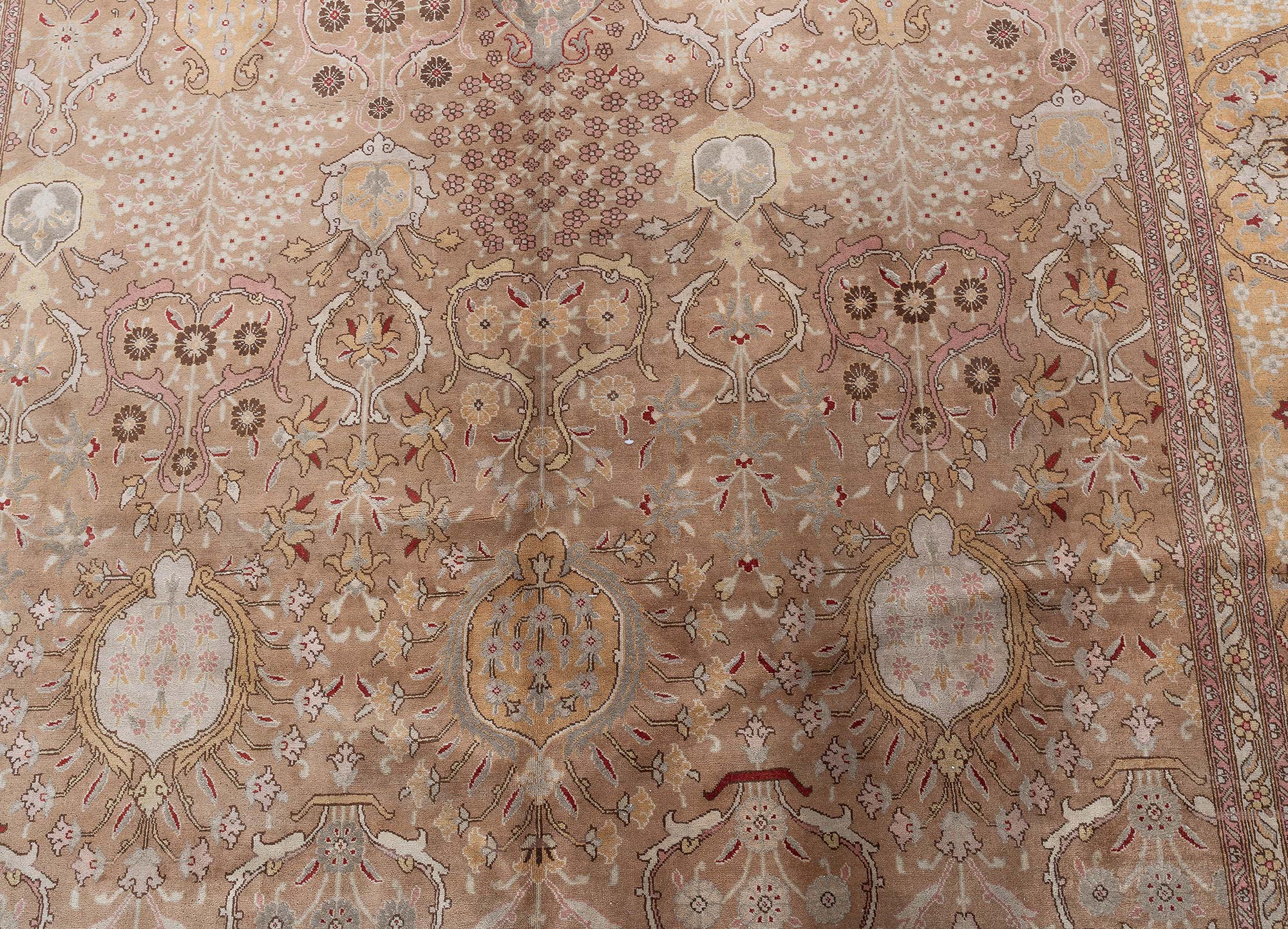 Antique Tabriz Floral Hand-Knotted Wool Rug BB9224 Antique Tabriz Floral Hand-Knotted Wool Rug BB9224
