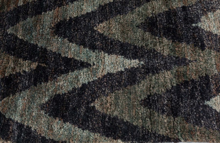 Doris Leslie Blau Collection Ikat “Rainbow” Geometric Gray & Black Handmade Rug N10158