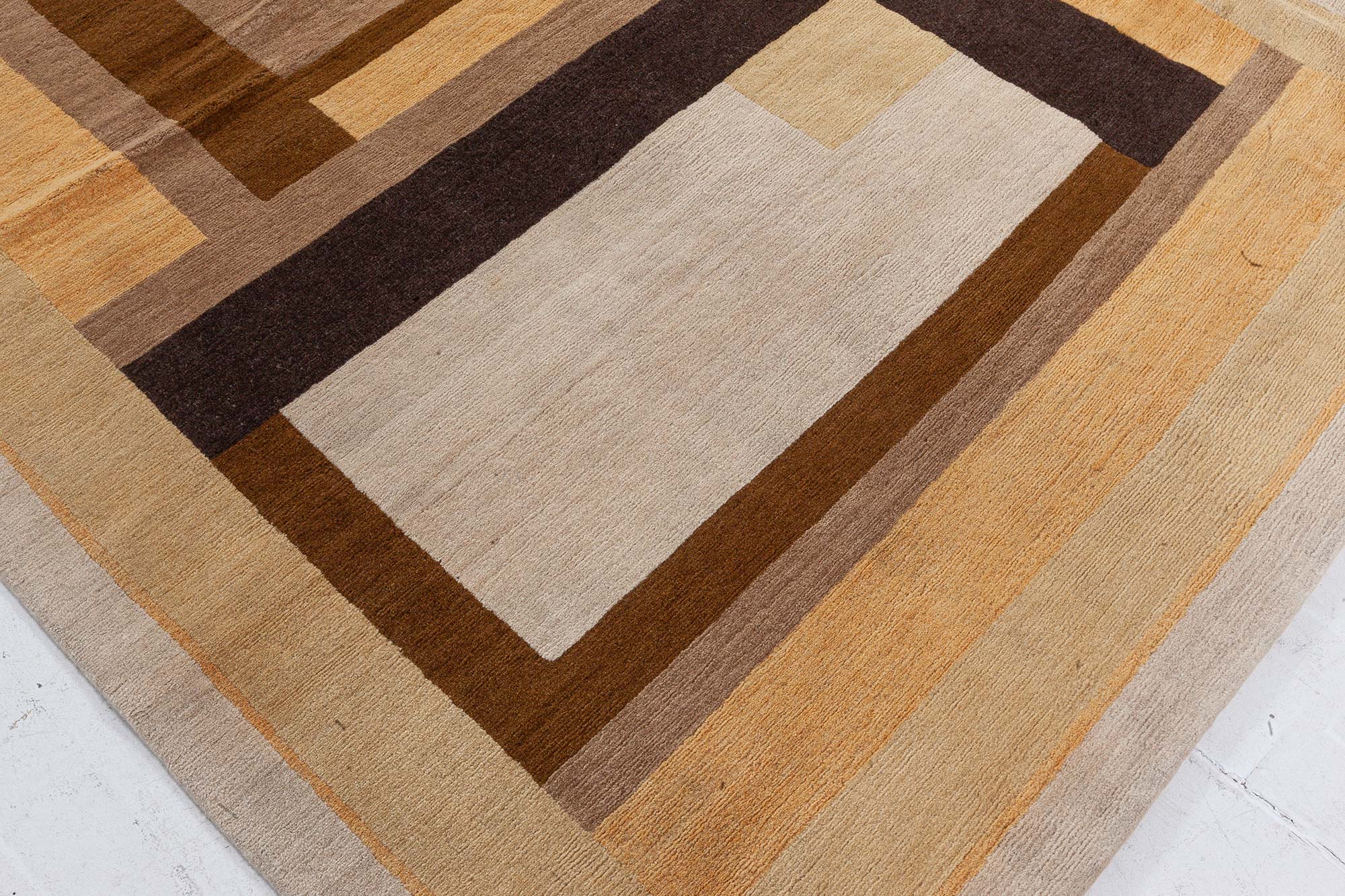 Modern Art Deco-Inspired Wool Rug N10944 Modern Art Deco-Inspired Wool Rug N10944