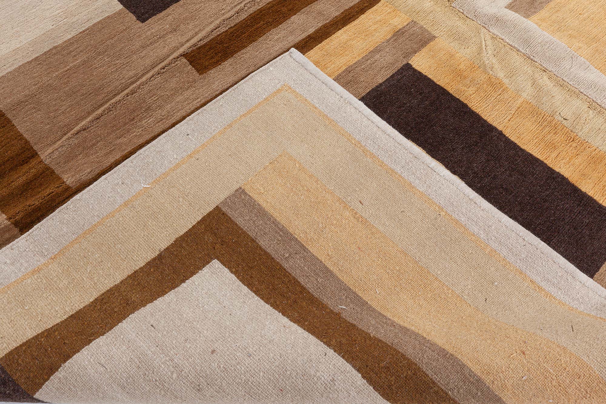 Modern Art Deco-Inspired Wool Rug N10944 Modern Art Deco-Inspired Wool Rug N10944