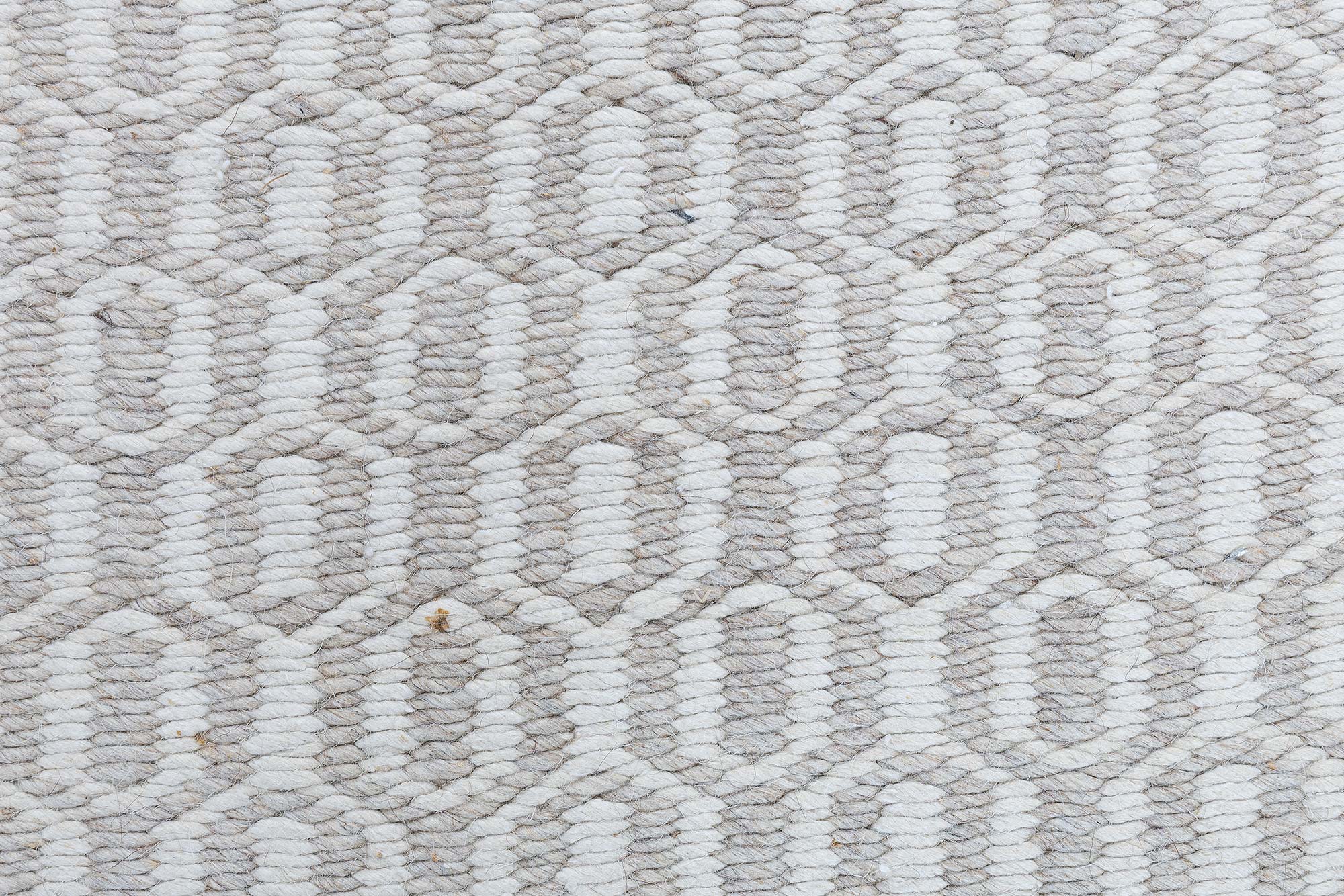Flatweave Modern Geometric Light Gray Wool Rug “Maillon” N11295 Flatweave Modern Geometric Light Gray Wool Rug “Maillon” N11295