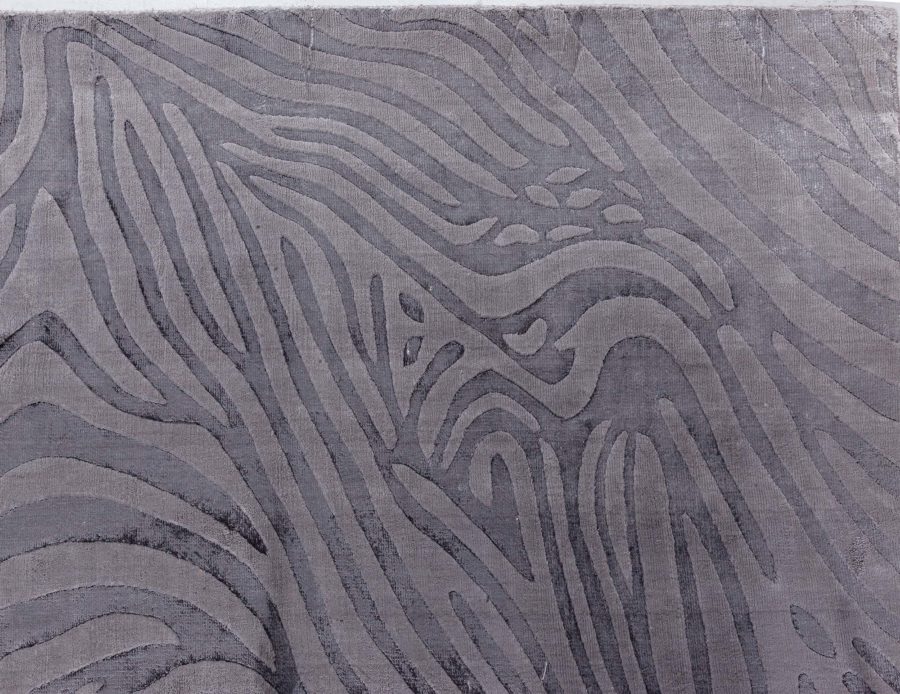Doris Leslie Blau Collection Modern Animal Print Gray Rug N12724
