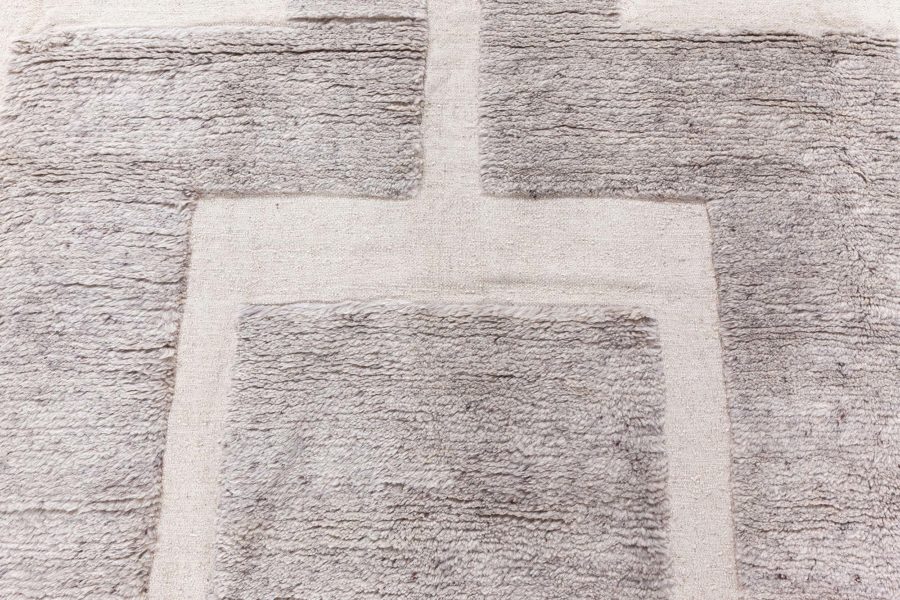 Doris Leslie Blau Collection High-Quality Monumental Hand Knotted Wool Rug N12753