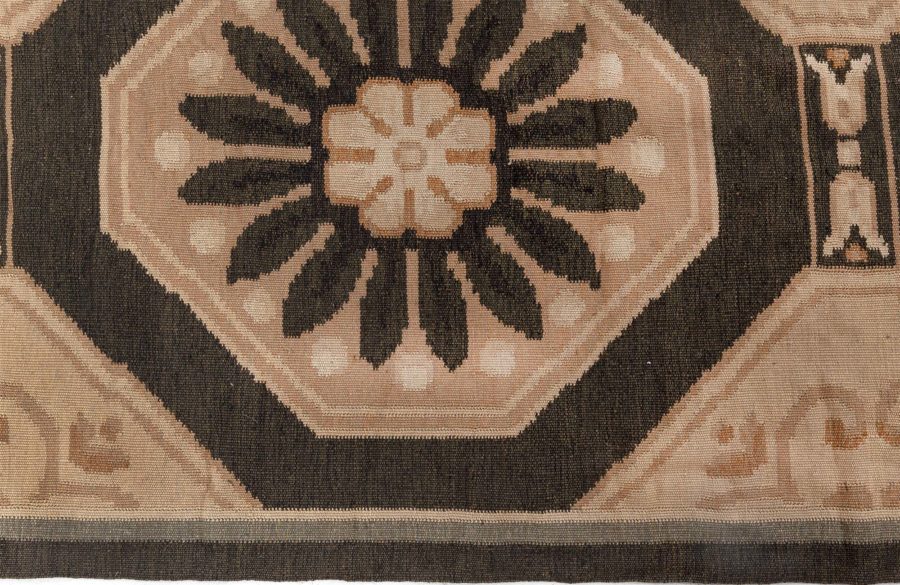 Doris Leslie Blau Collection Oversized Bessarabian Flower Design Rug N12769