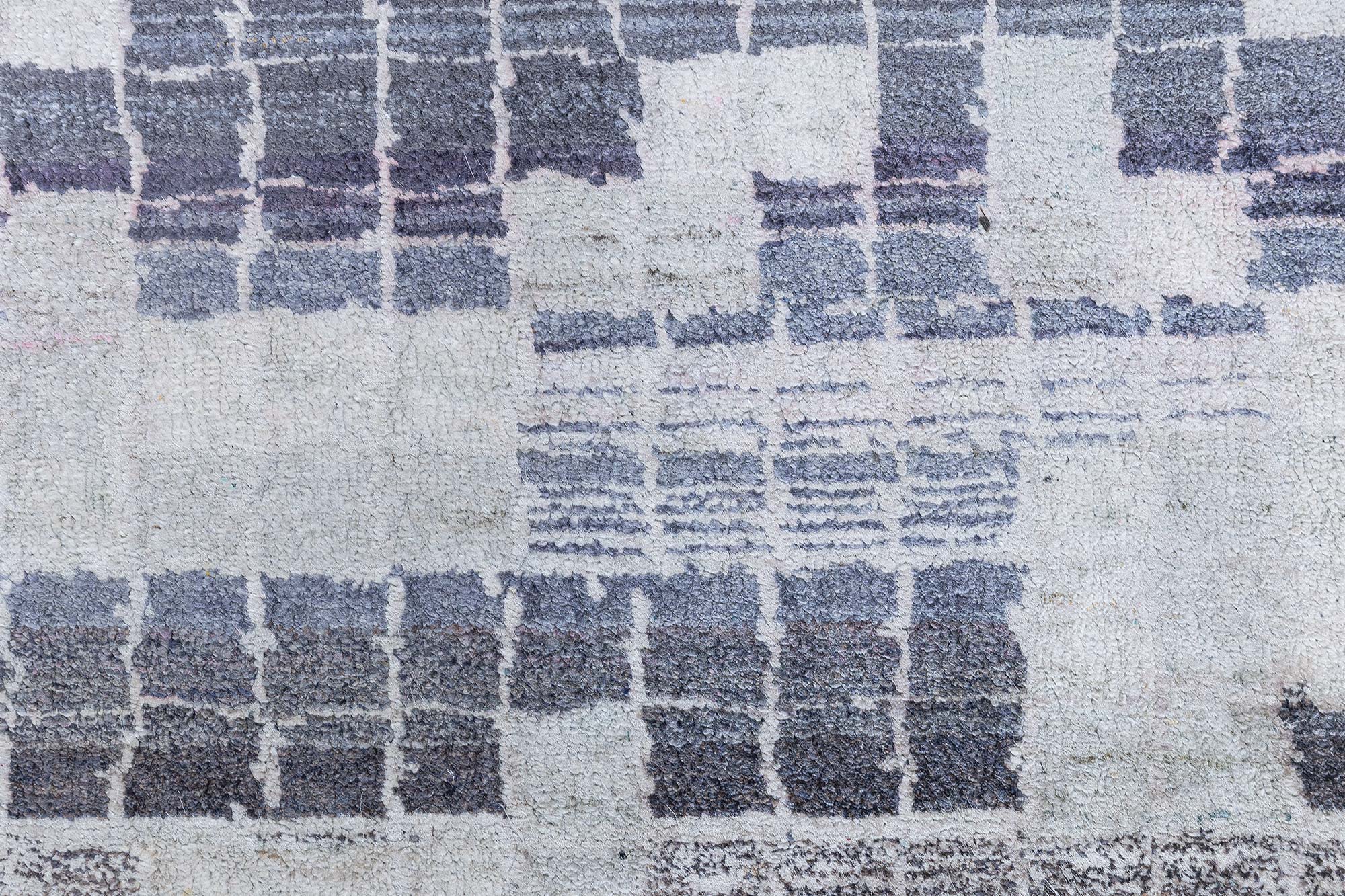 Modern Abstract Geometric Light Gray Handmade Wool & Silk Rug “Mosaic Pool Tile” Designed By Brett Beldock N13006 Modern Abstract Geometric Light Gray Handmade Wool & Silk Rug “Mosaic Pool Tile” Designed By Brett Beldock N13006