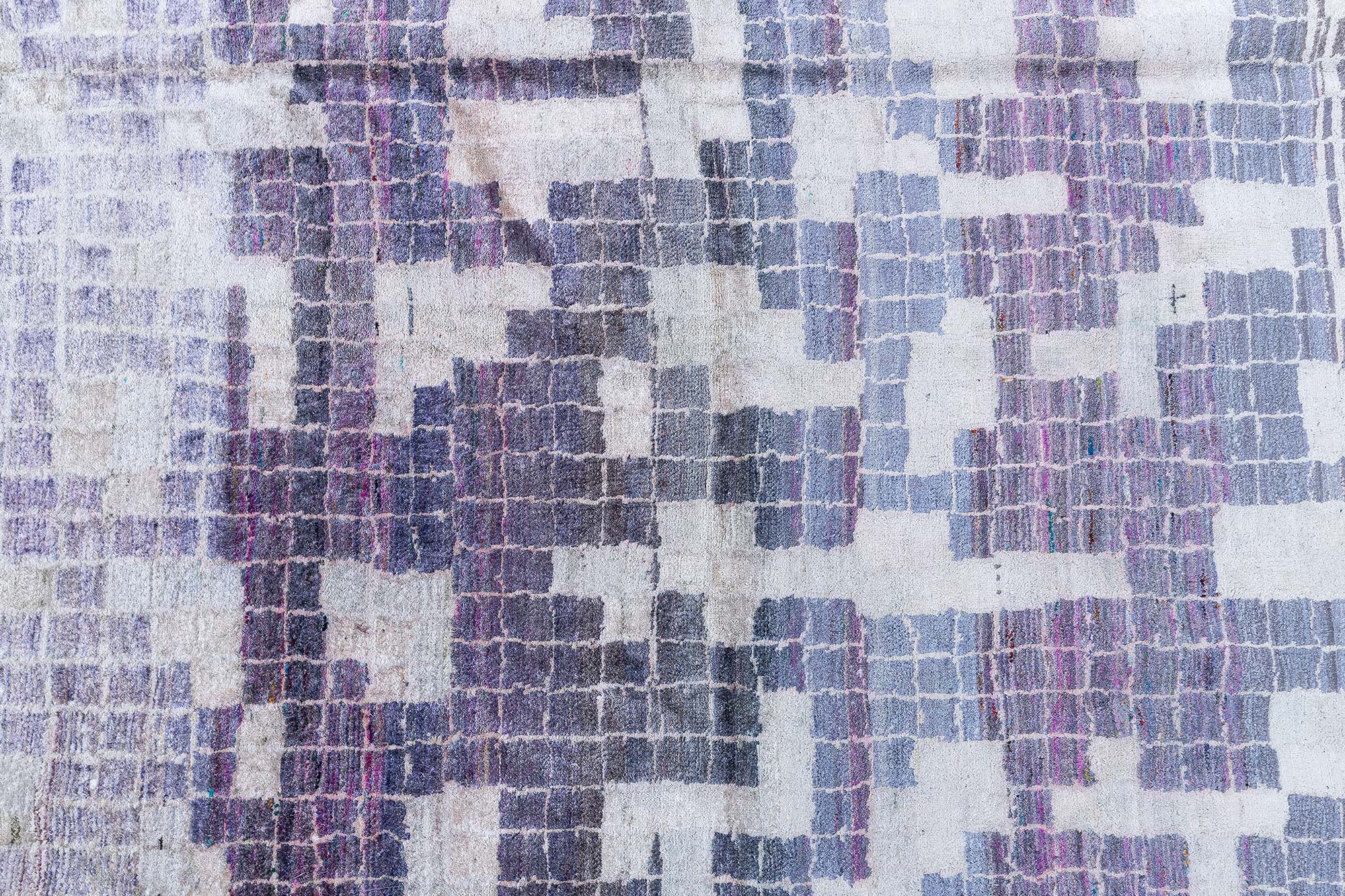 Modern Abstract Geometric Light Gray Handmade Wool & Silk Rug “Mosaic Pool Tile” Designed By Brett Beldock N13006 Modern Abstract Geometric Light Gray Handmade Wool & Silk Rug “Mosaic Pool Tile” Designed By Brett Beldock N13006