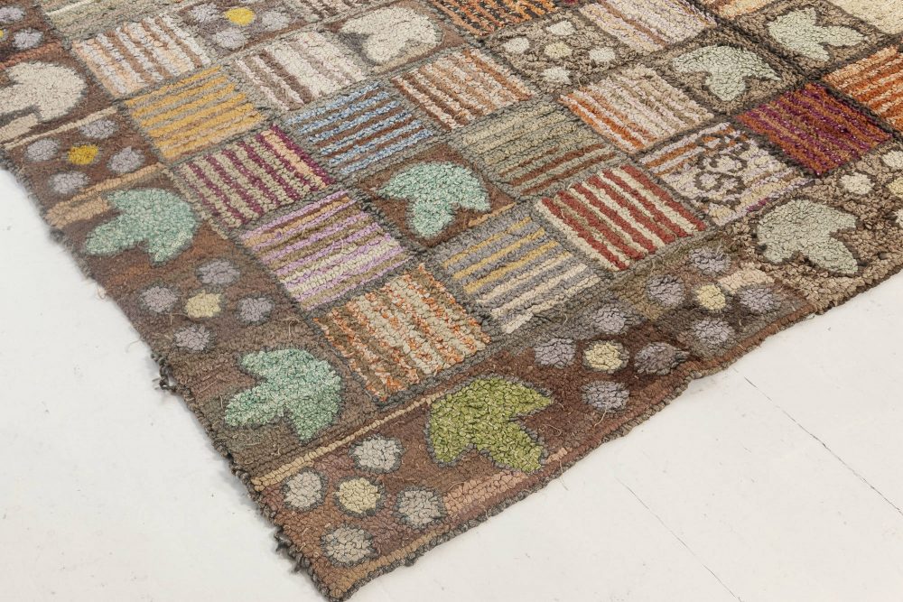 Mid-20th century Colorful American Hooked Wool Rug BB3578