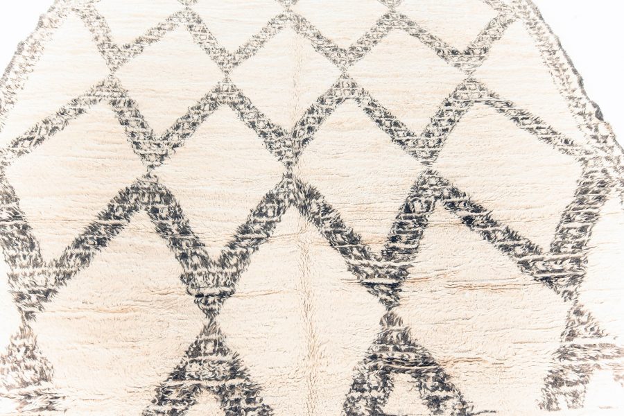 Vintage Tribal Diamond Motifs Ivory, Brown Moroccan Handmade Wool Rug BB5911