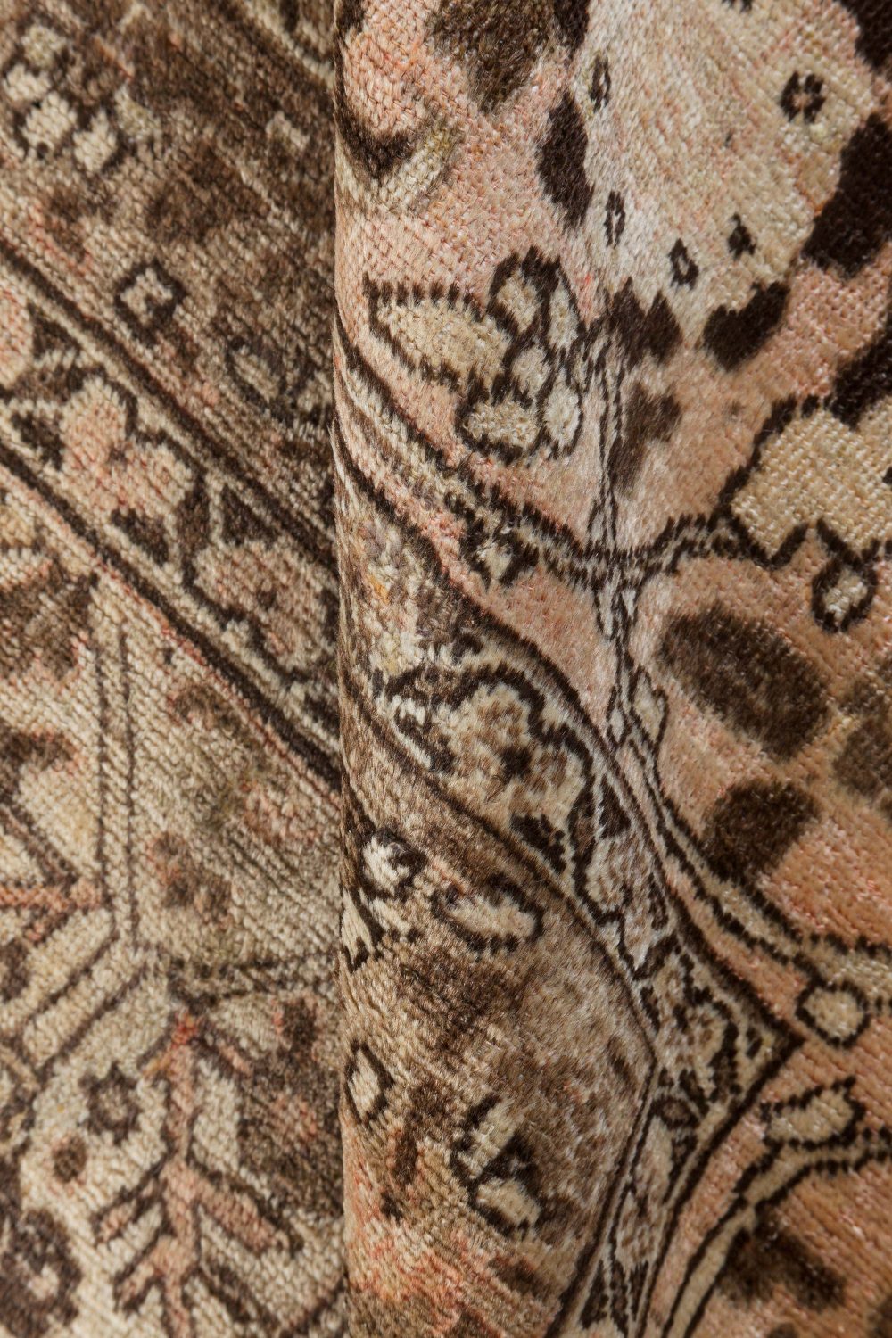 Authentic 1900s Persian Tabriz Handmade Wool Carpet BB7282