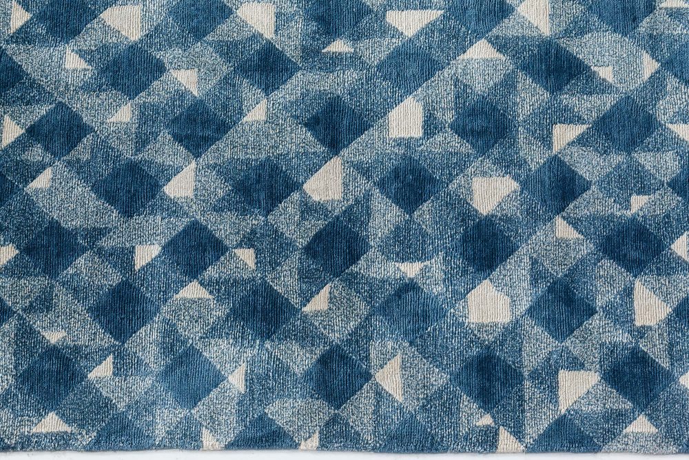 Doris Leslie Blau Collection Art Deco Style Rhombus Blue White Handmade Silk Rug N10835