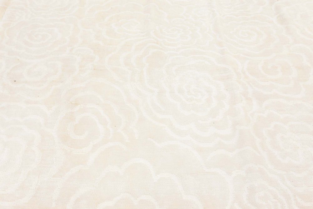 Oversized Camelia Rug N11287