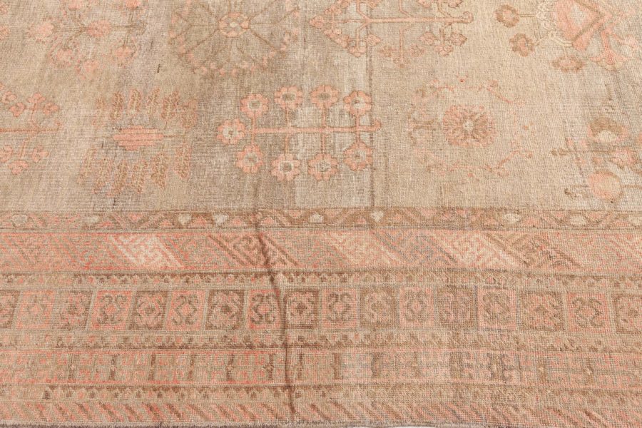 Mid-20th Century Samarkand Handmade Wool Rug BB6289