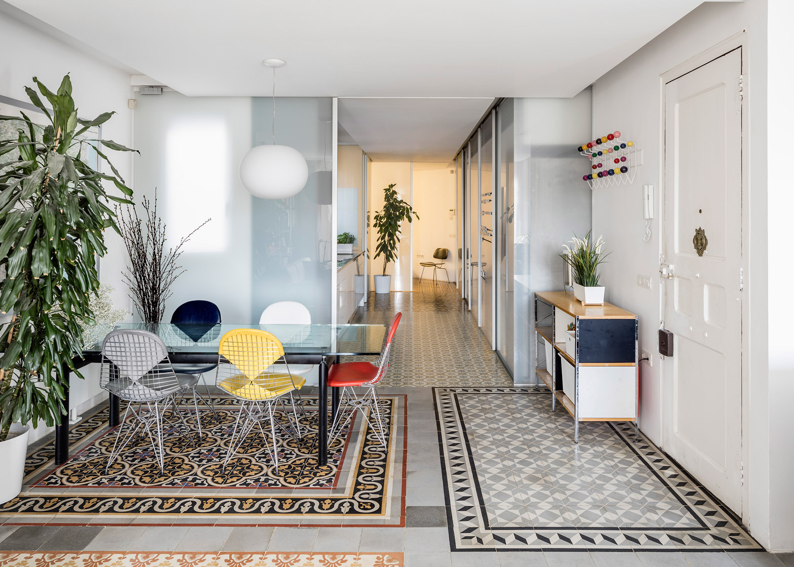 Historic-Apartment-Renovation-Nach-Barcelona-Living-Area-Humble-Homes