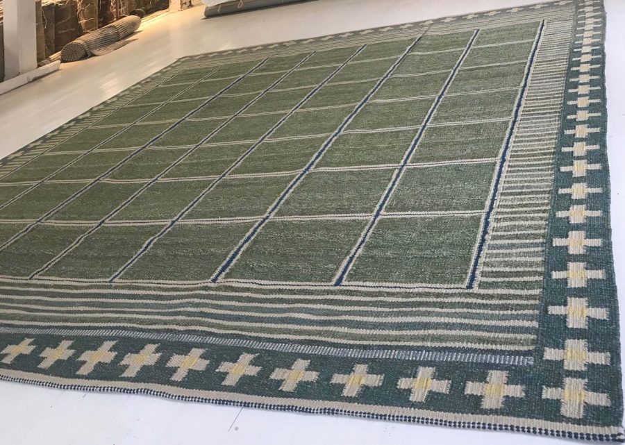 Green Swedish Designed Rug N11548