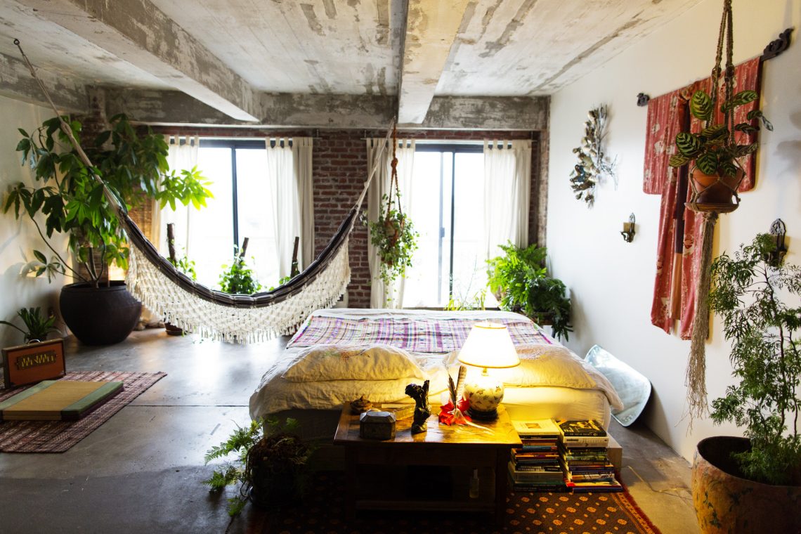 hammock, bohemian interior, boho interior, boho decor, spring decor, indoor plants