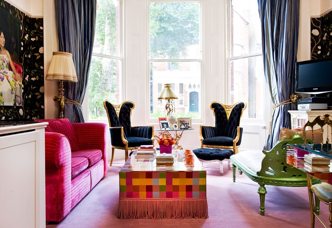 colorful living room, glamour living room, elegant living room, eclectic interior, pantone spring 2017, colorful interior. interior decorating with color