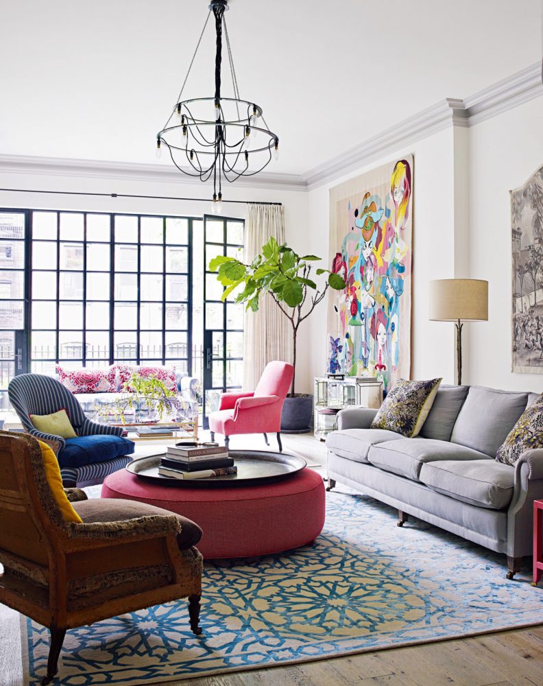colorful-living-room-art-wall
