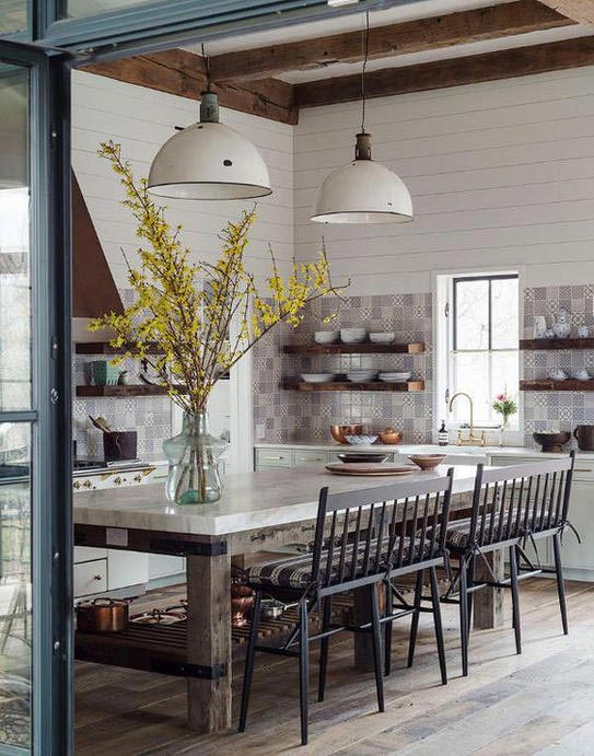 farmhouse kitchen, rustic dining room