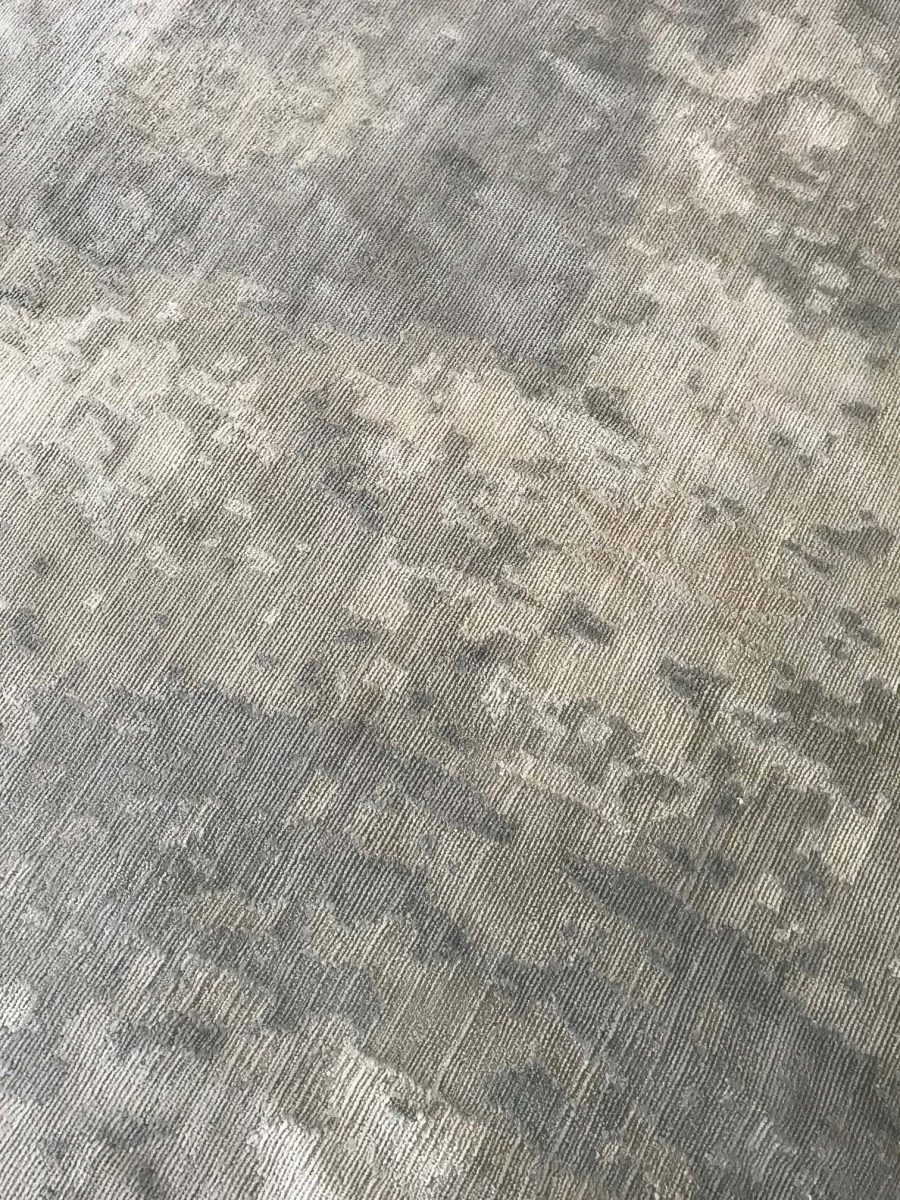 Doris Leslie Blau Collection Abstract Kusafiri Eskayel Natural Silk Rug N11678