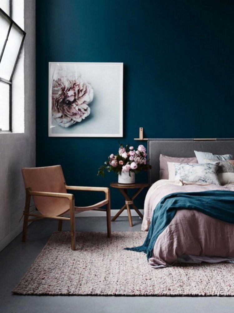 moody-blooms-decorations-fall-2017-home-decor-trends.j