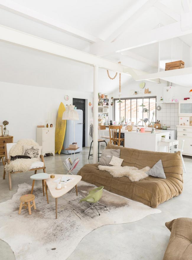 concrete-floor-modern-interior-decor
