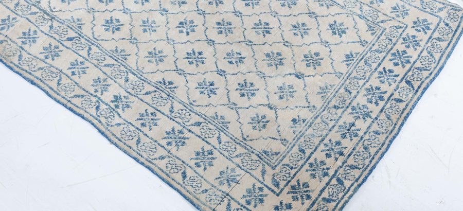 Early 20th Century Botanic Indian Agra White, Blue Handmade Cotton Rug BB6526