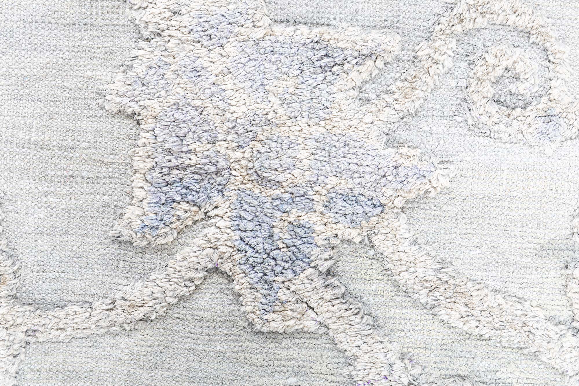 Vintage Chinese Floral Light Gray Hand-Knotted Silk Runner (Fragment) BB8941 Vintage Chinese Floral Light Gray Hand-Knotted Silk Runner (Fragment) BB8941