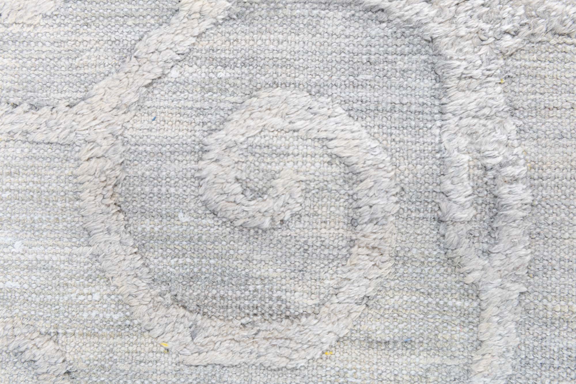 Vintage Chinese Floral Light Gray Hand-Knotted Silk Runner (Fragment) BB8941 Vintage Chinese Floral Light Gray Hand-Knotted Silk Runner (Fragment) BB8941